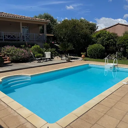 Villa à Porto-vecchio - Résidence Privé *