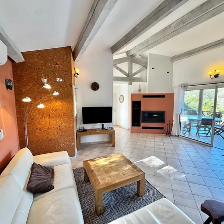 A Porto-vecchio - Prive *