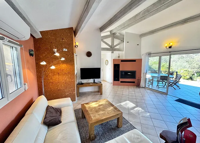 A Porto-vecchio - Prive *