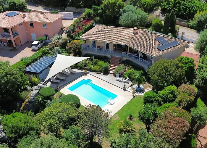 A Porto-vecchio - Prive Πόρτο Βέκιο